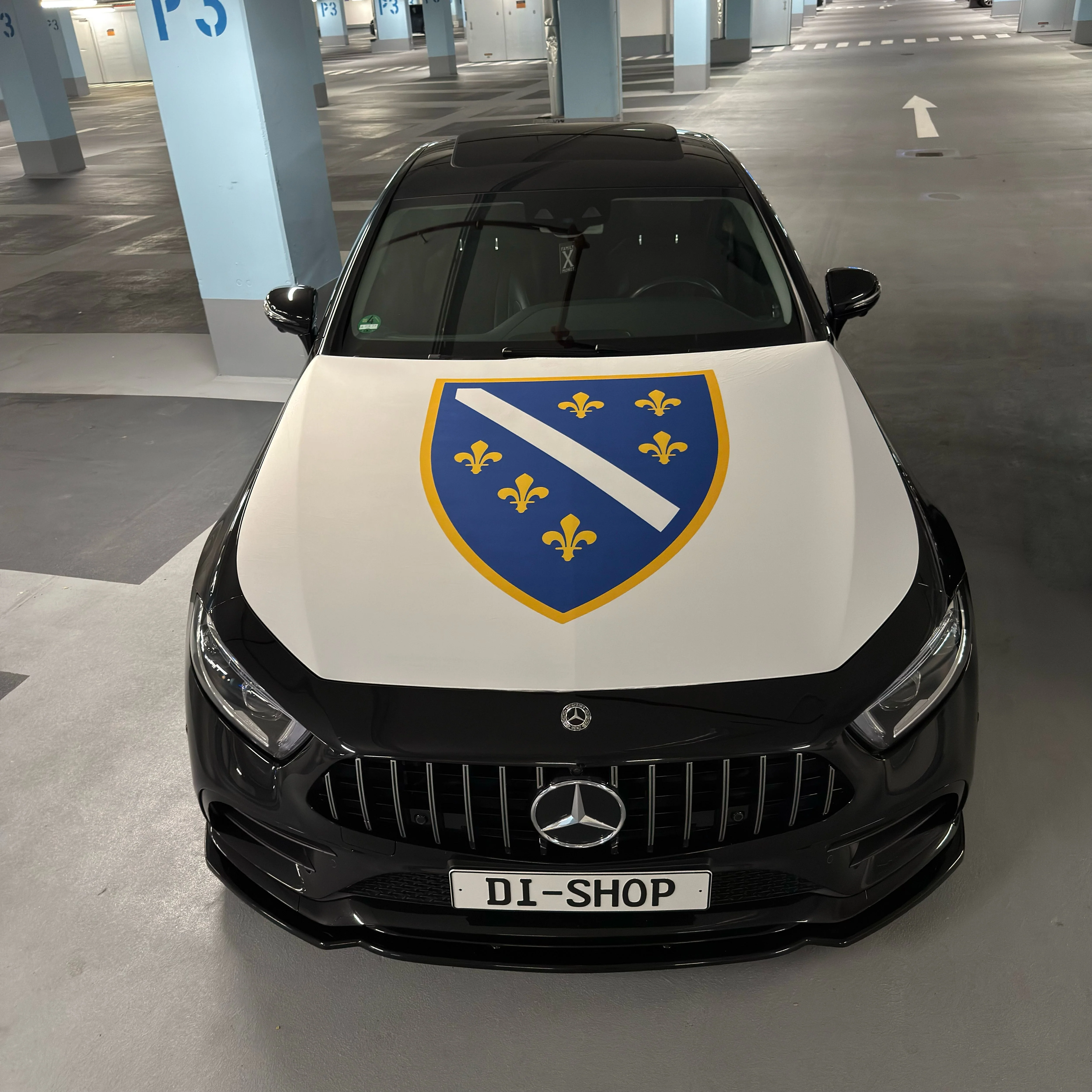Motorhauben-Flaggen